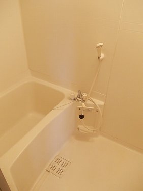 シャトーひえだの浴室