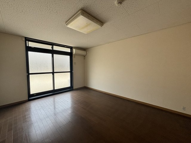 レオパレスＬｉｇｈｔｌｉｆｅⅠの居間・リビング