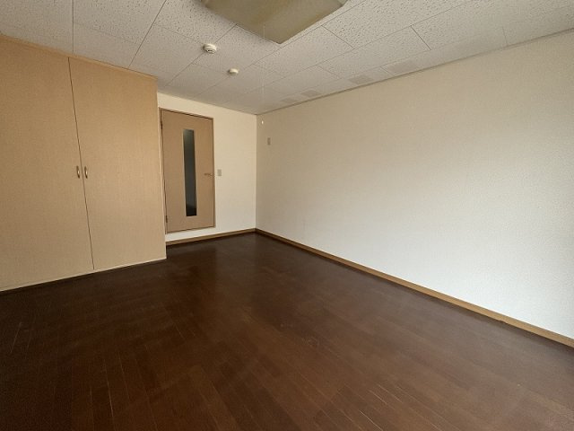 レオパレスＬｉｇｈｔｌｉｆｅⅠの寝室