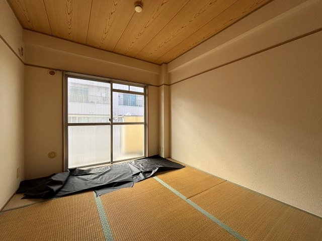 シャンボール淀川の和室