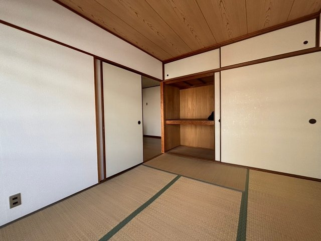 シャンボール淀川の和室