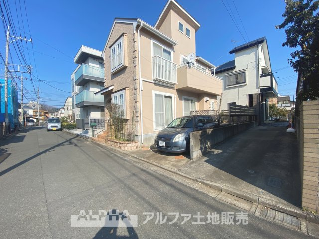 立川市柏町四丁目戸建の前面道路含む現地写真