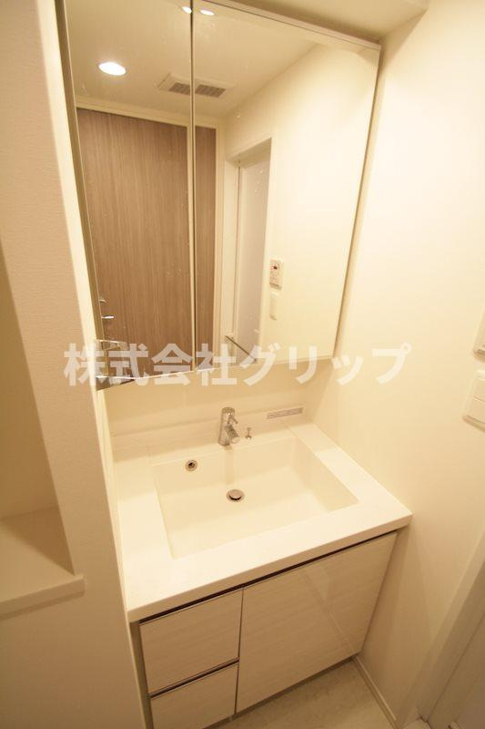 パークアクシス横濱関内スクエアの独立洗面台