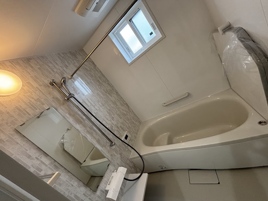 クラハ酒津Ⅲ1号地の浴室