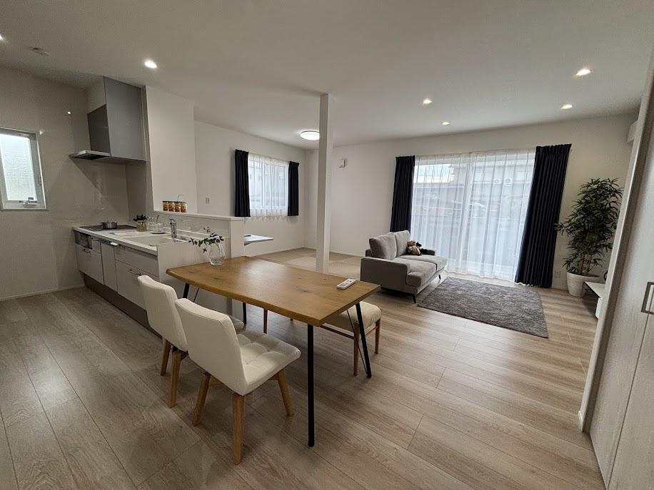 クラハ酒津Ⅲ1号地の居間・リビング