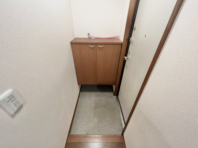 【玄関】 | アムール　エステート