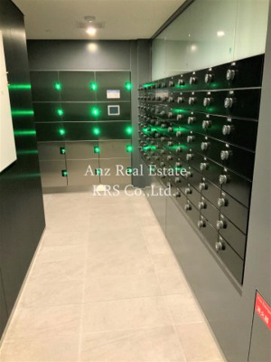 【その他共用部分】 | クレストコート靱公園 | 大切な荷物の受け取りに便利な宅配ボックス設置！