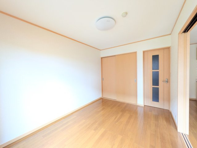 ガーデンハウス飯田IIの内装