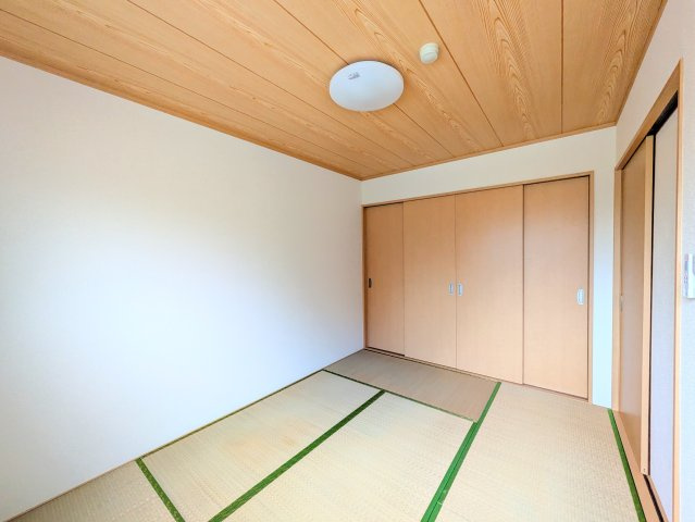 ガーデンハウス飯田IIの和室