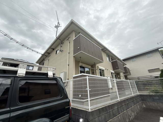 エスト　アロッジオ