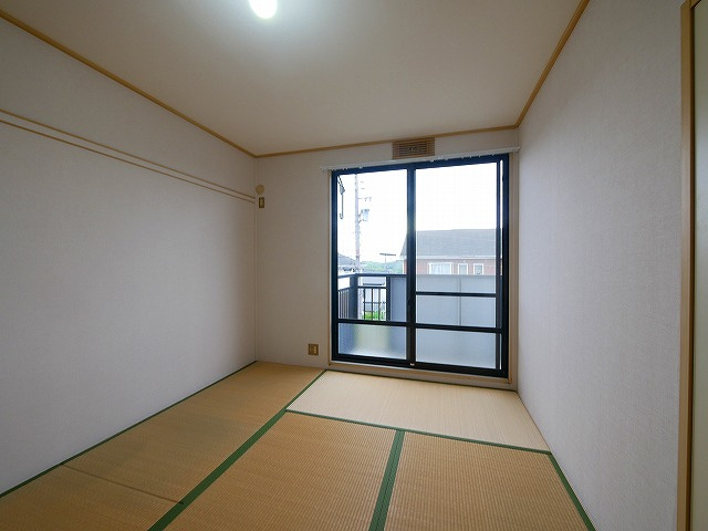 フラッグスタッフハイツBの和室