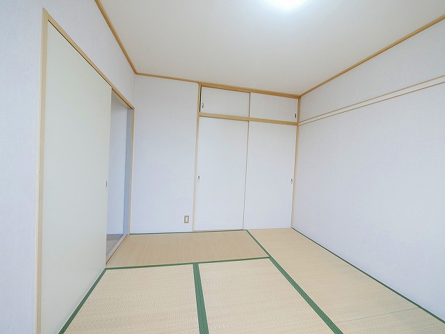 フラッグスタッフハイツBの和室
