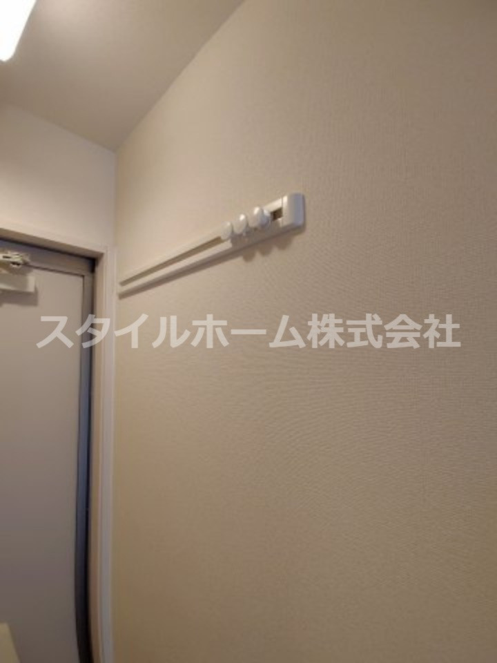 アスター若宮の設備|ハンガー掛けになります。