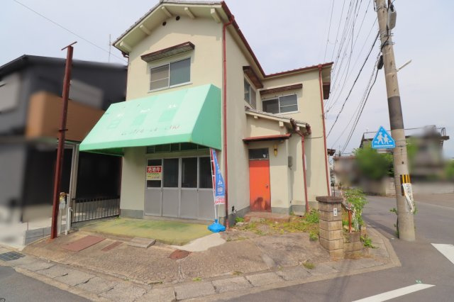 伊勢田町ウトロ売土地の外観