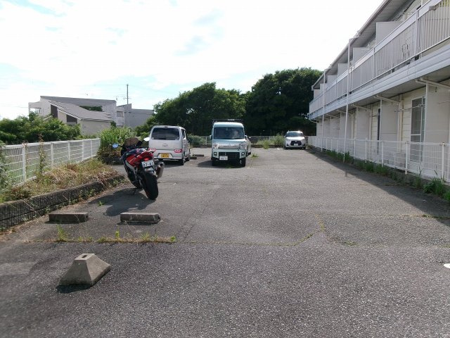 シアブルーの駐車場