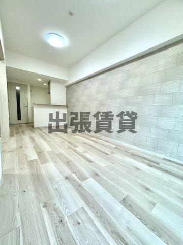 仲介手数料0円！！サーパスフォーシア白壁の居間・リビング