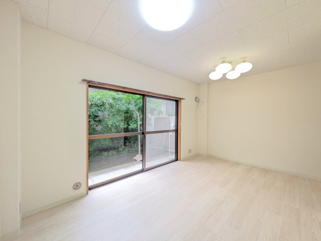 パルシャイン デルタの居間・リビング