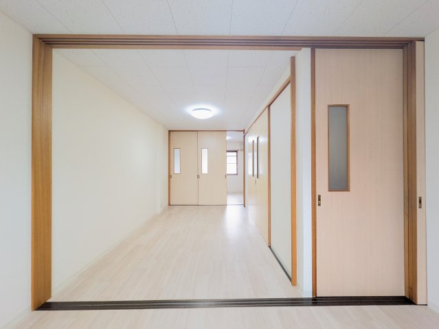 パルシャイン デルタの居間・リビング