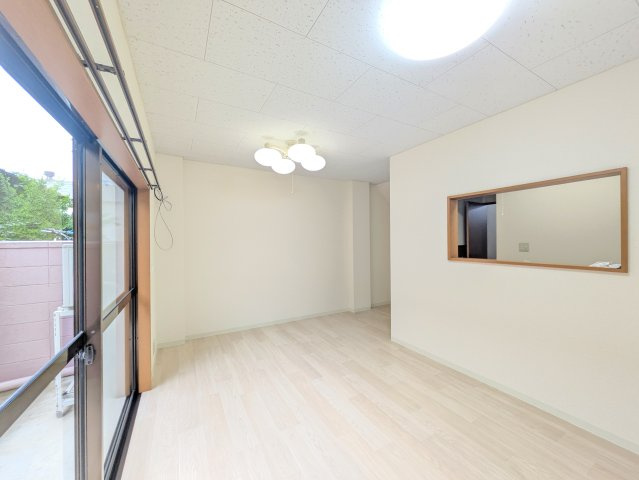 パルシャイン デルタの居間・リビング