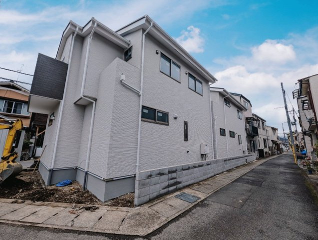 梅津罧原町２号地の前面道路含む現地写真