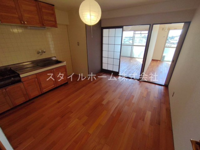 【居間・リビング】 | ユトリロ牧野