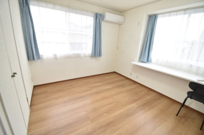 【洋室】 | 鹿屋市寿7丁目　中古戸建 | 2F