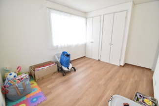 【洋室】 | 鹿屋市寿7丁目　中古戸建 | 2F