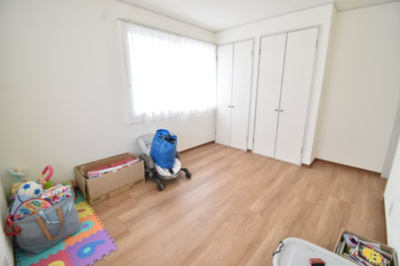 【洋室】 | 鹿屋市寿7丁目　中古戸建 | 2F