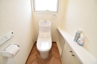 【トイレ】 | 鹿屋市寿7丁目　中古戸建 | 2F