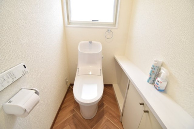 【トイレ】 | 鹿屋市寿7丁目　中古戸建 | 2F