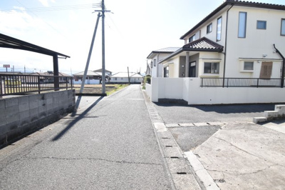 【前面道路含む現地写真】 | 鹿屋市寿7丁目　中古戸建
