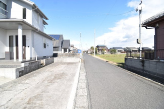 【前面道路含む現地写真】 | 鹿屋市寿7丁目　中古戸建