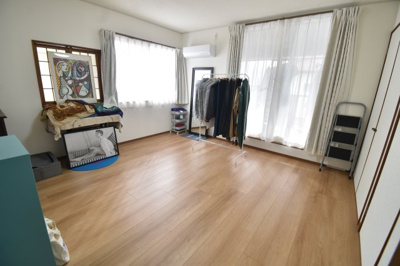 【洋室】 | 鹿屋市寿7丁目　中古戸建 | 2F