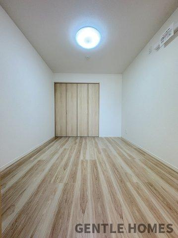 ロワールマンション福間の洋室