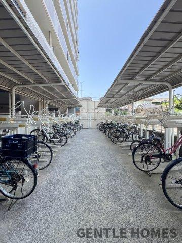 ロワールマンション福間の駐輪場