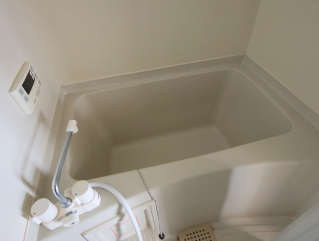 中川ビルの浴室