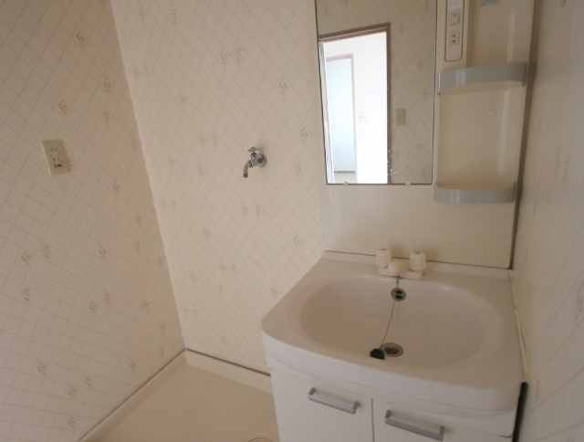 中川ビルの洗面所