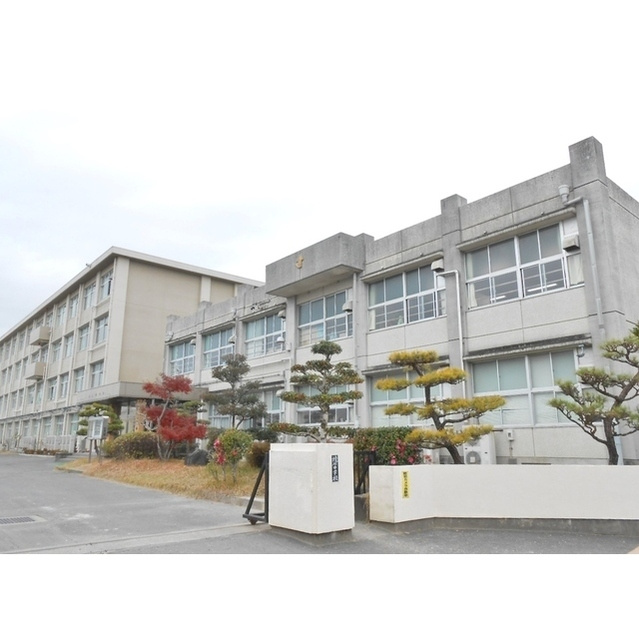 岐阜市柳津町丸野２丁目のアパートの周辺|境川中学校