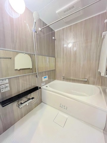 JGMエーマス和白駅前の浴室