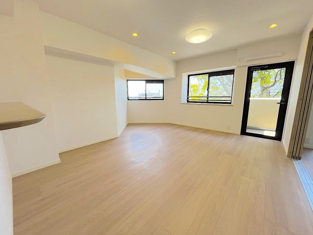 JGMエーマス和白駅前の居間・リビング