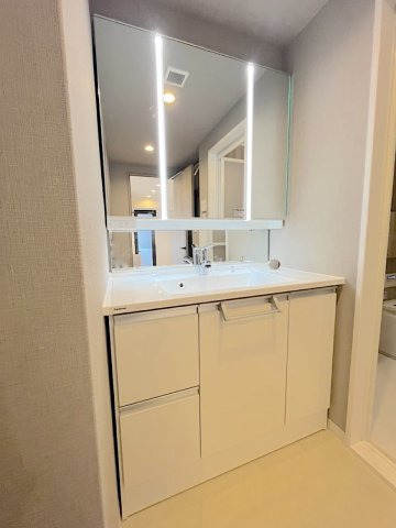 JGMエーマス和白駅前の独立洗面台