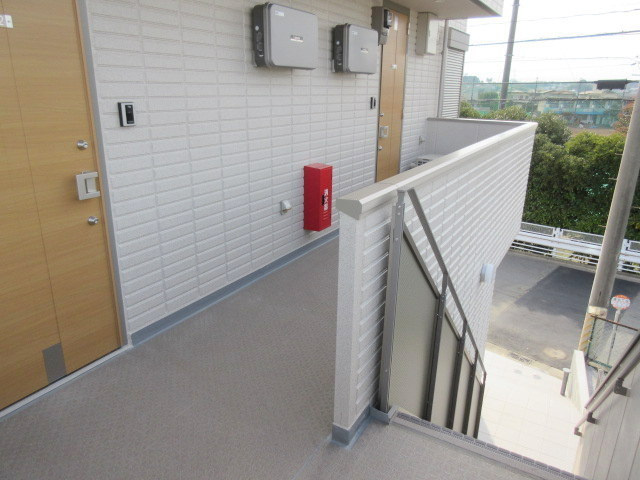 横浜市磯子区森５丁目の賃貸マンションのその他共用部分|共用廊下