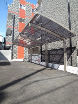 【設備】 | Ｇｒａｚｉａ | 大きな駐輪所が敷地内に。