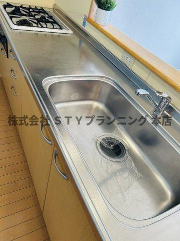 仲介手数料０円！MIKAZUKI GARDENのキッチン