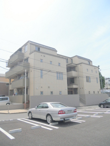 横浜市緑区竹山１丁目の賃貸マンションの外観