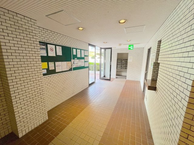 チサンマンション小笹のエントランス