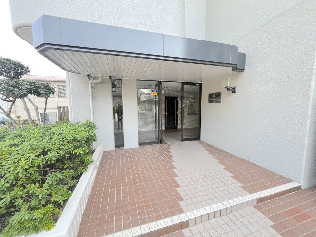 チサンマンション小笹のエントランス