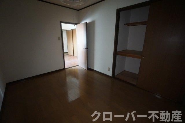 メープルシティAの居間・リビング