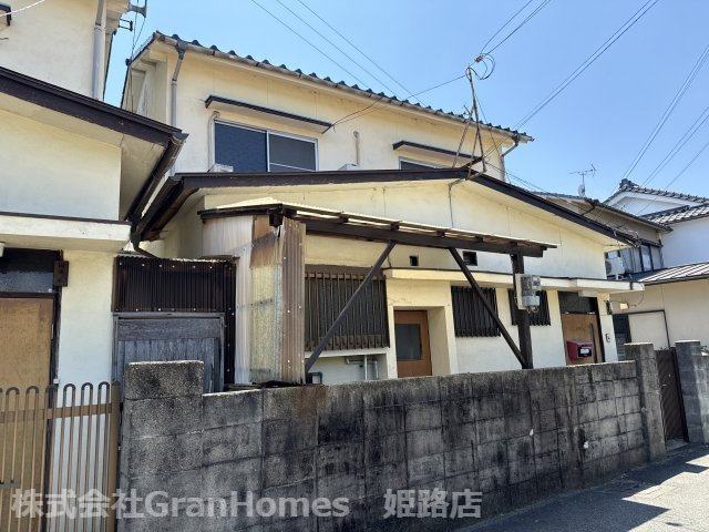 八代一戸建ての外観