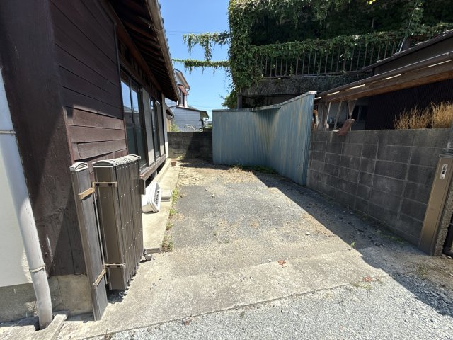 八代一戸建ての駐車場
